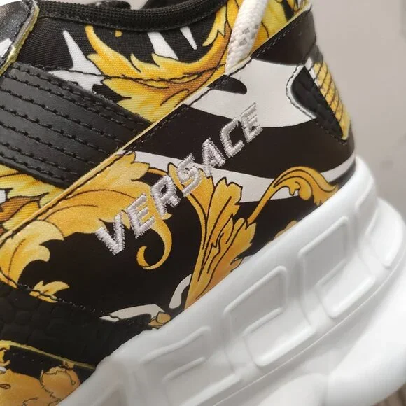 New Versace Chain Reaction Sneakers $550 Size 12